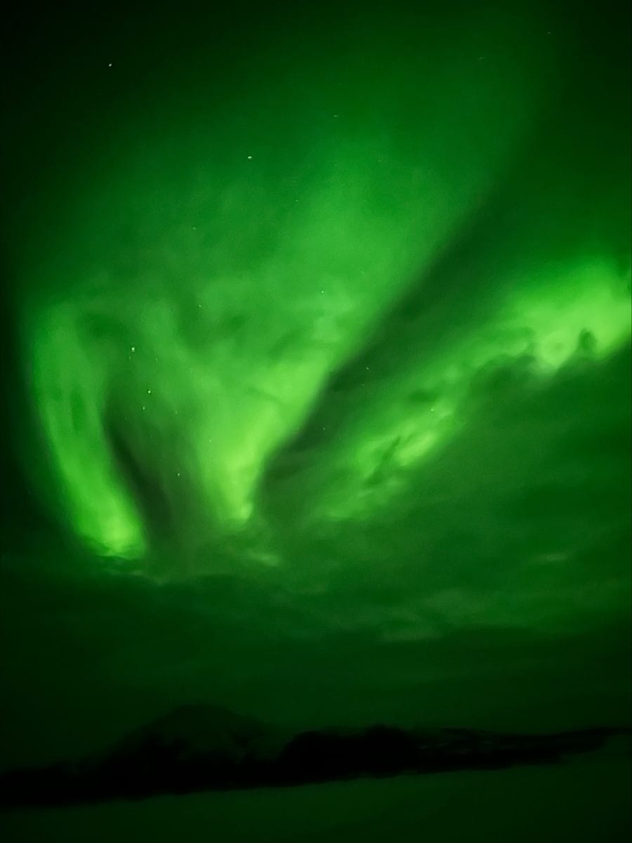 Noorderlicht zien in Noord-IJsland tijdens wintervakantie