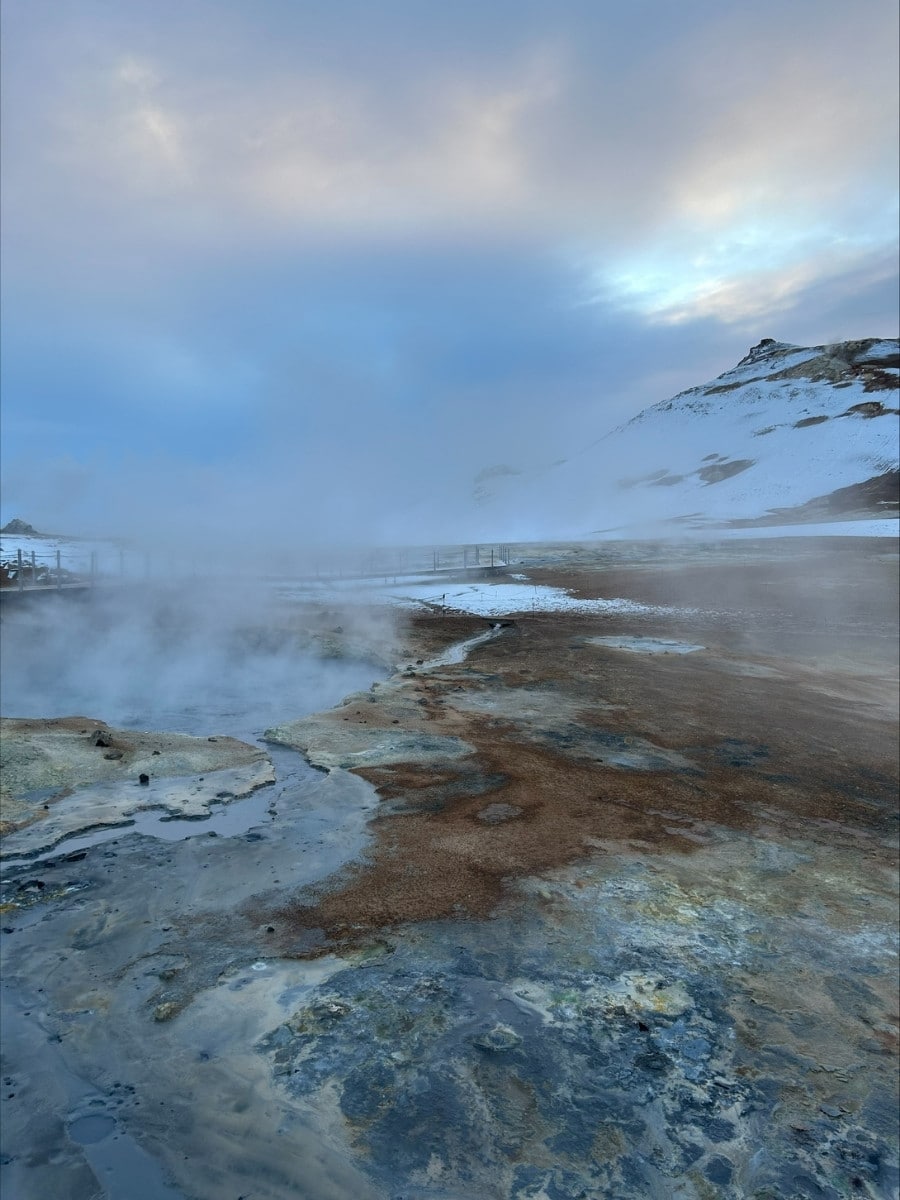 Vulkanische activiteit in de omgeving van Hverir in IJsland